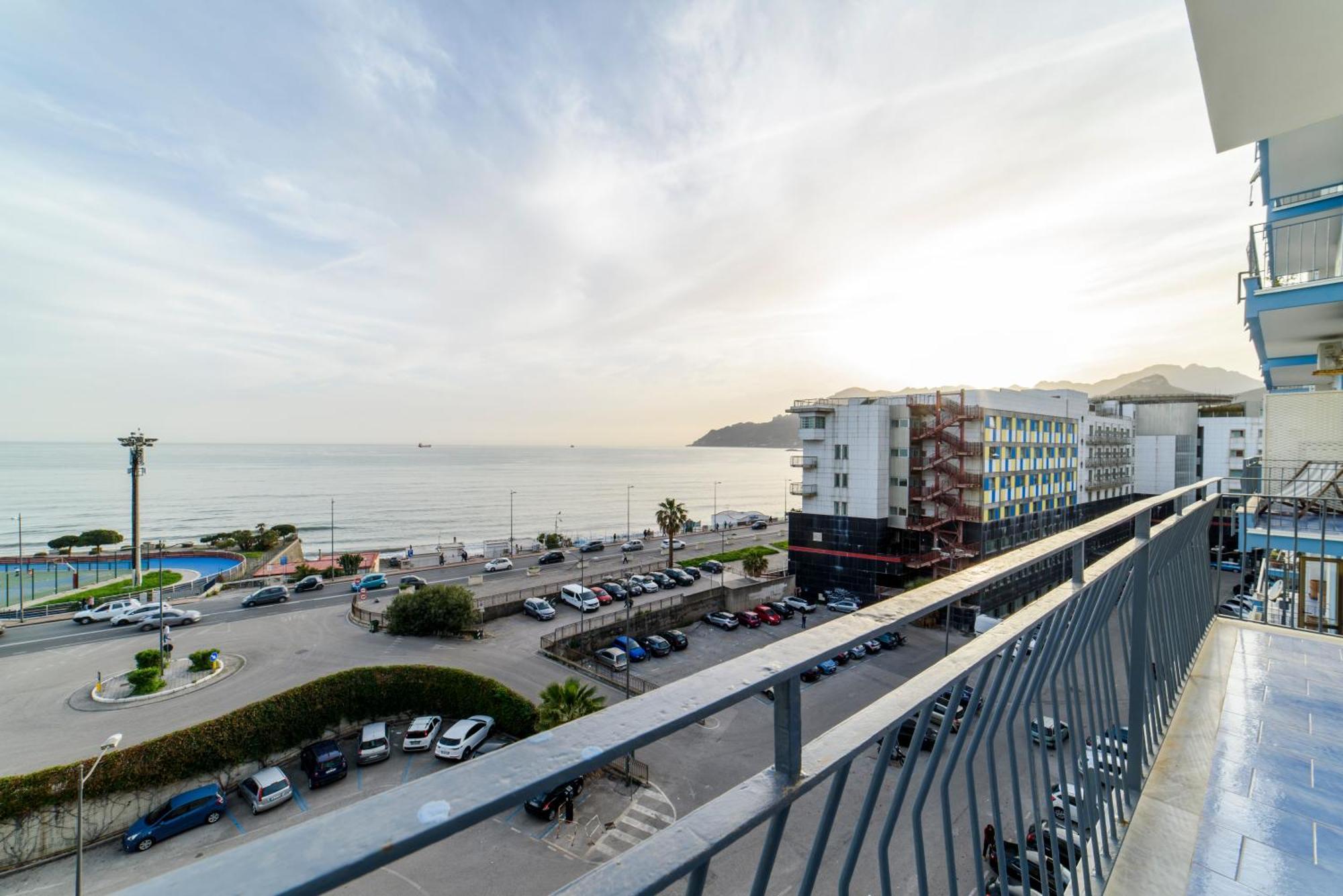 Salsedine Apartment Salerno Exterior photo